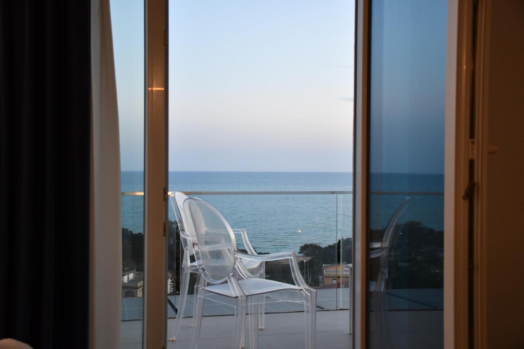 Terrazze Naos Hotel Agrigento Bagian luar foto