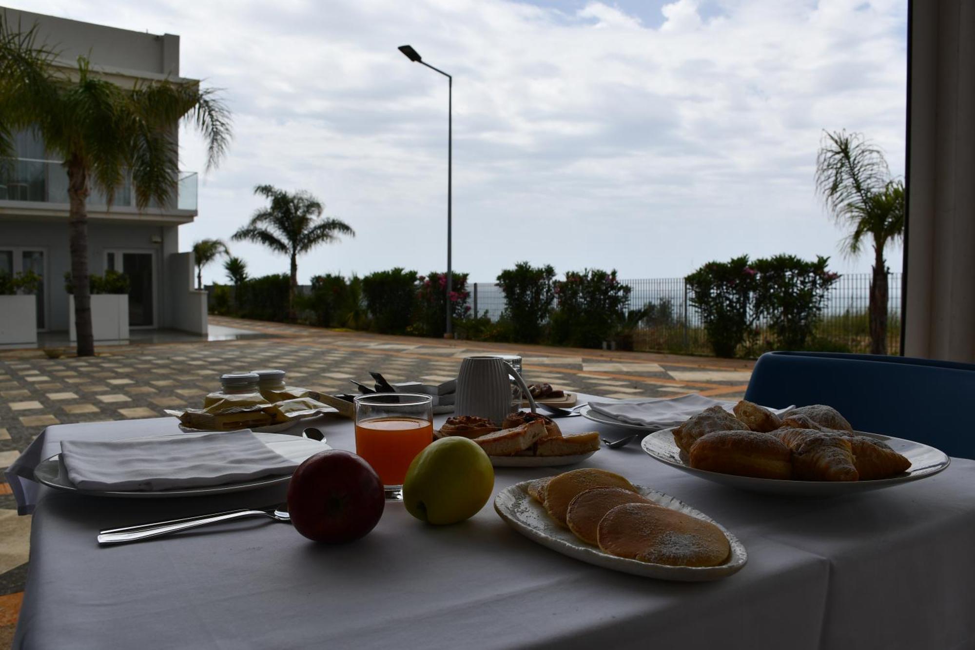 Terrazze Naos Hotel Agrigento Bagian luar foto