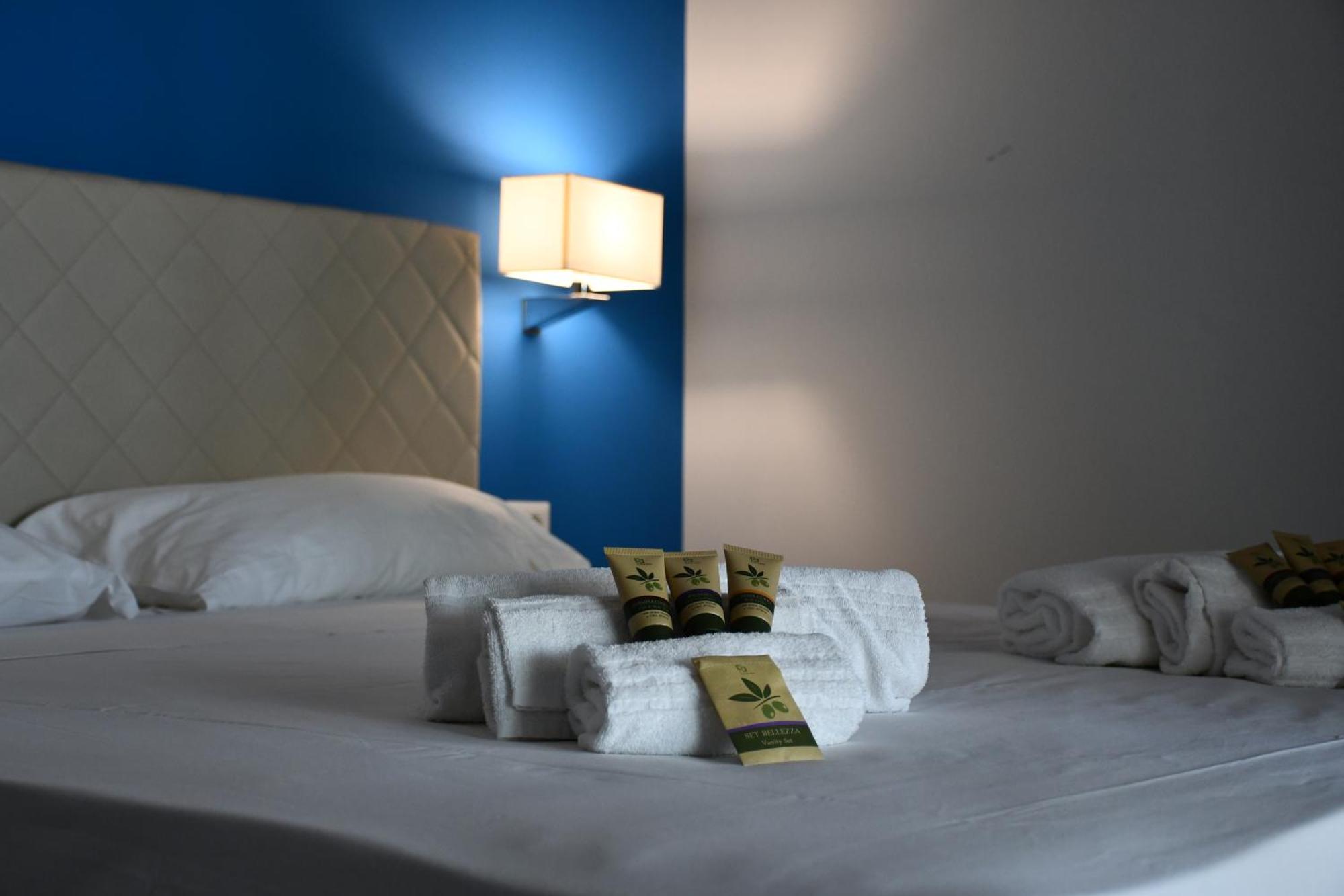 Terrazze Naos Hotel Agrigento Bagian luar foto